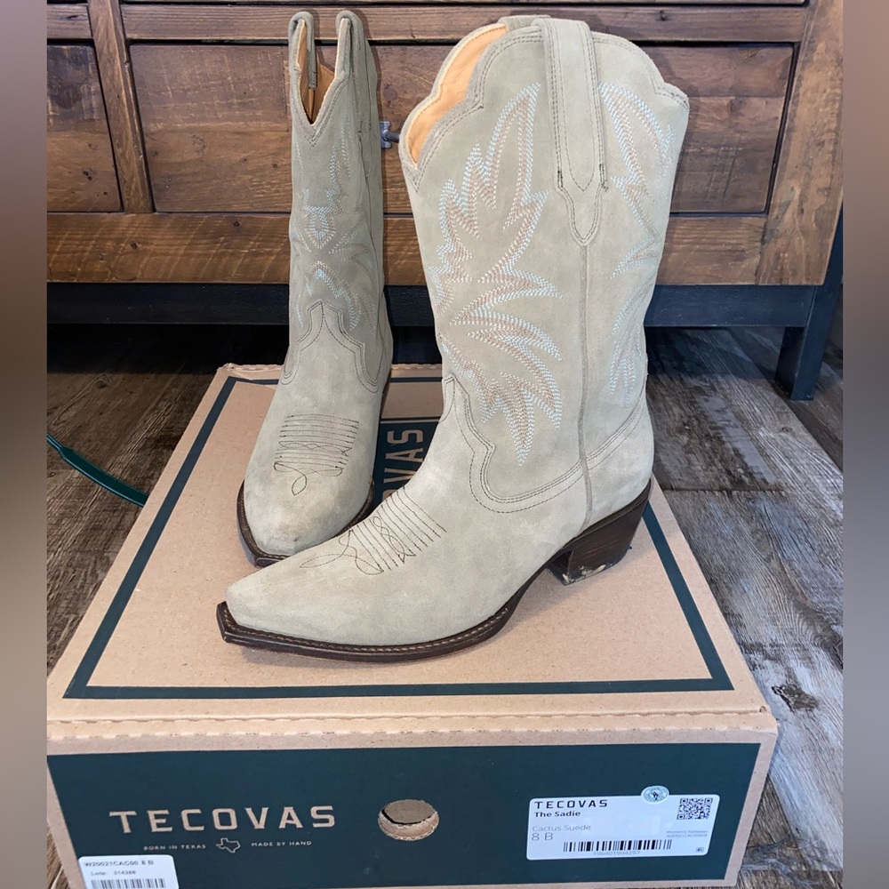 Tecovas Sadie boots